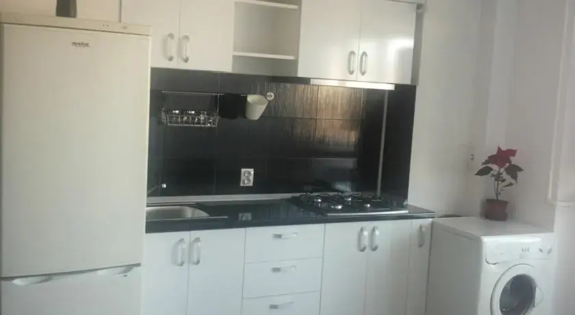 Elena Residence