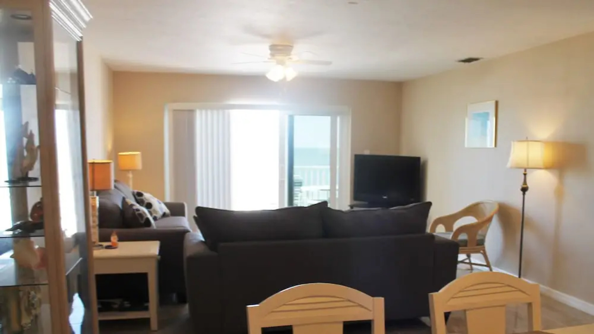 Sea Breeze 303 Apartment