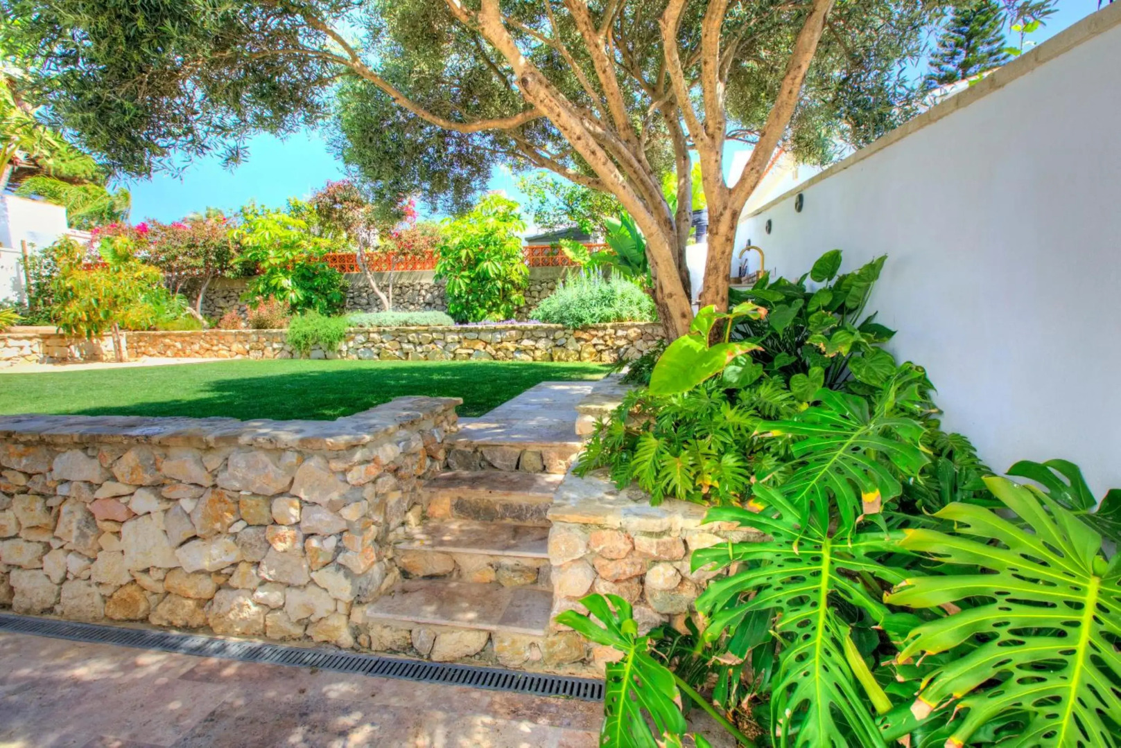 Villa Mas Tranquila - A stylish villa with pool 150 m from the beach