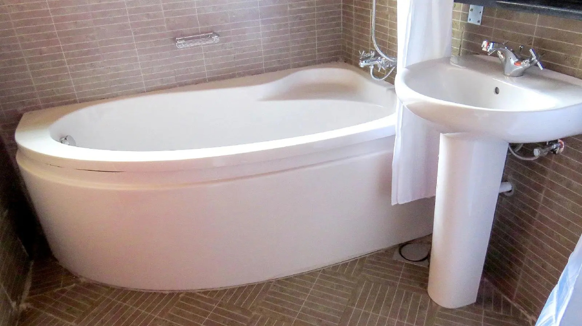 Kyangabi Crater Resort