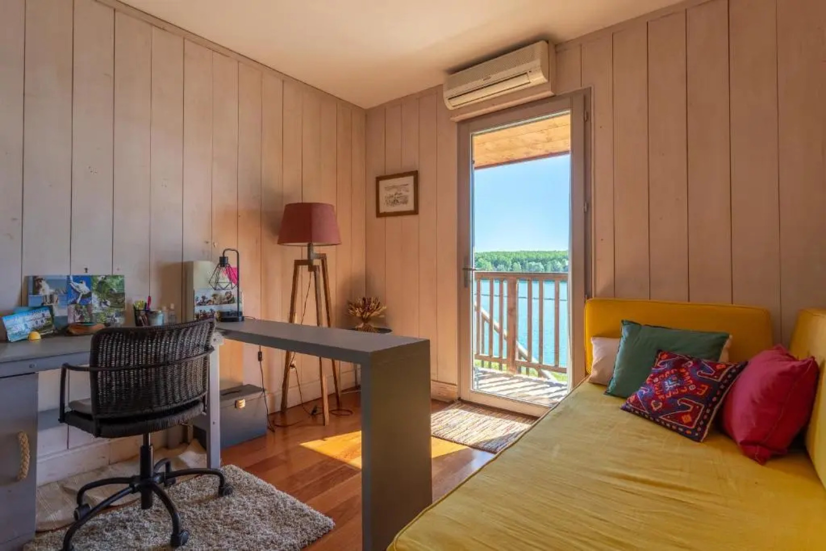 Au Bord de L'eau - Grande Maison - Baurech Insolite