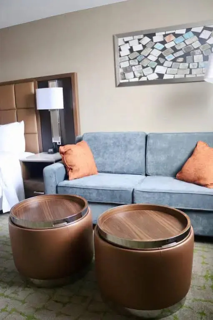 Pullman Plaza Hotel