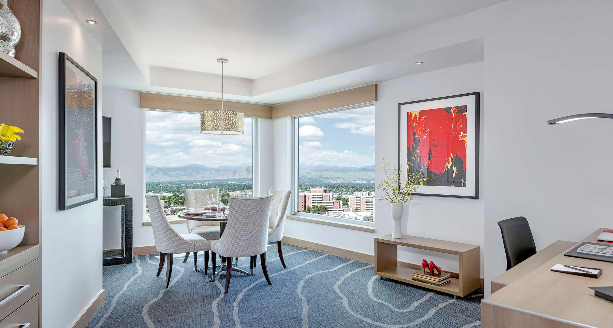 The Art Hotel Denver, Curio Collection by Hilton