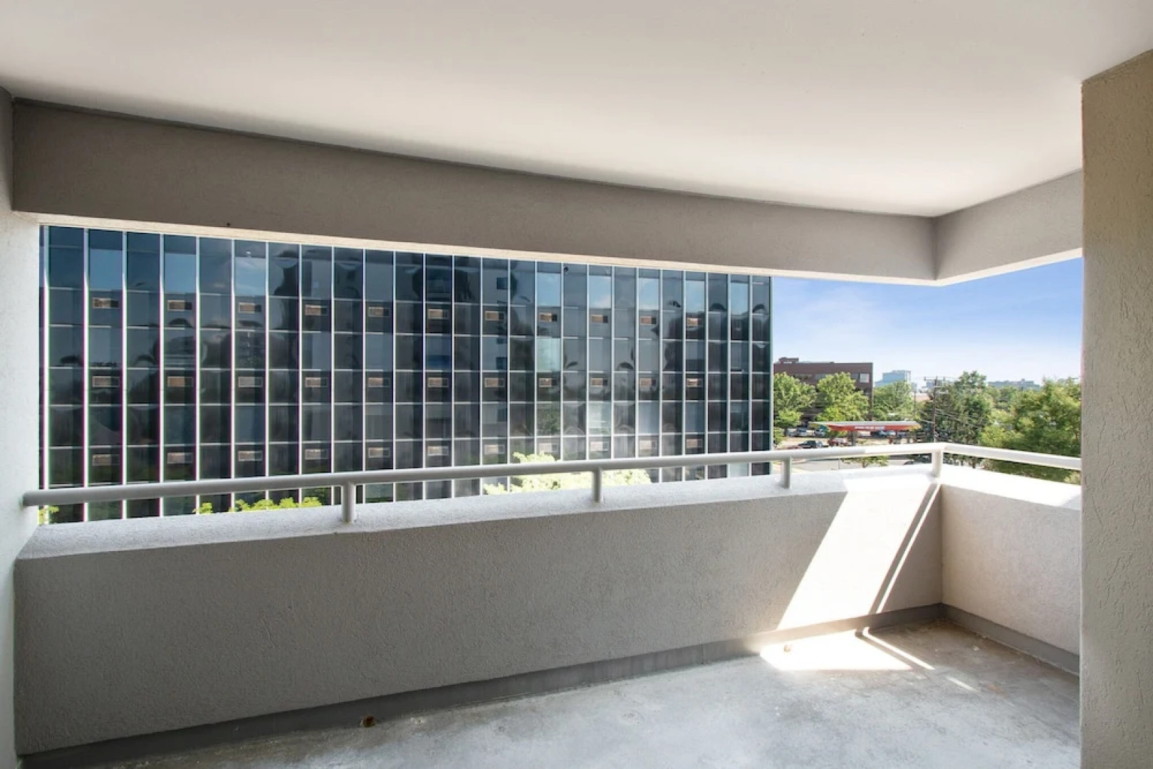 The Luxe Suites of Alexandria