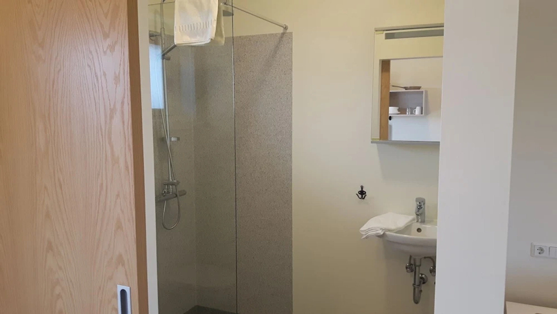 Hjartarstadir Guesthouse