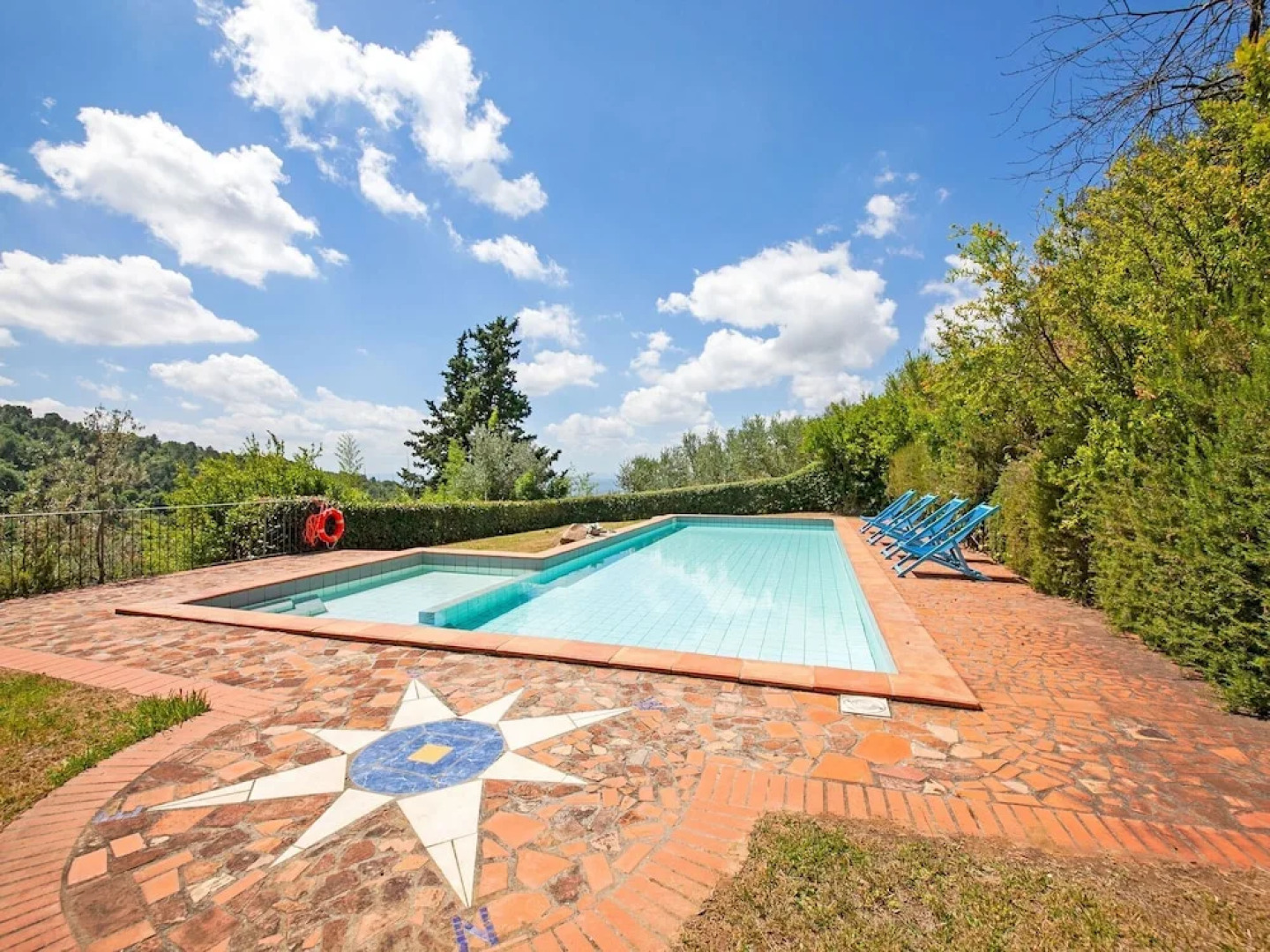 Cozy Holiday Home in Lamporecchio with Swimming Pool