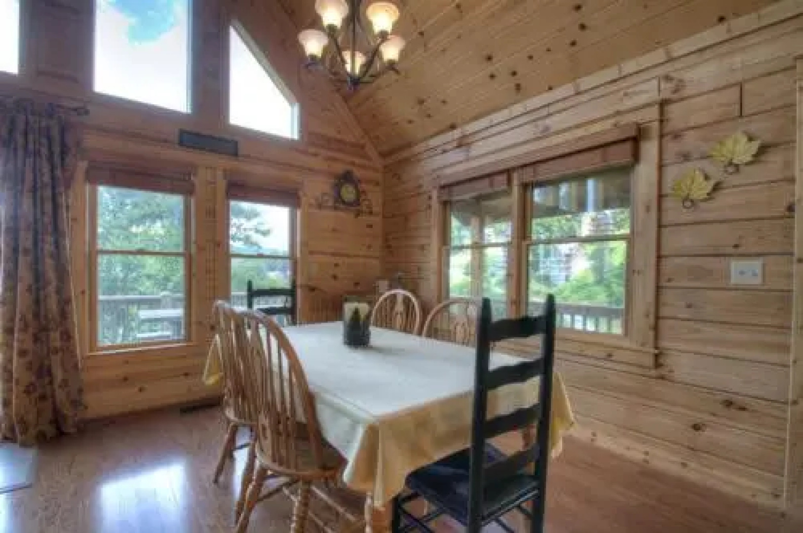 Mountain Aerie Cabin