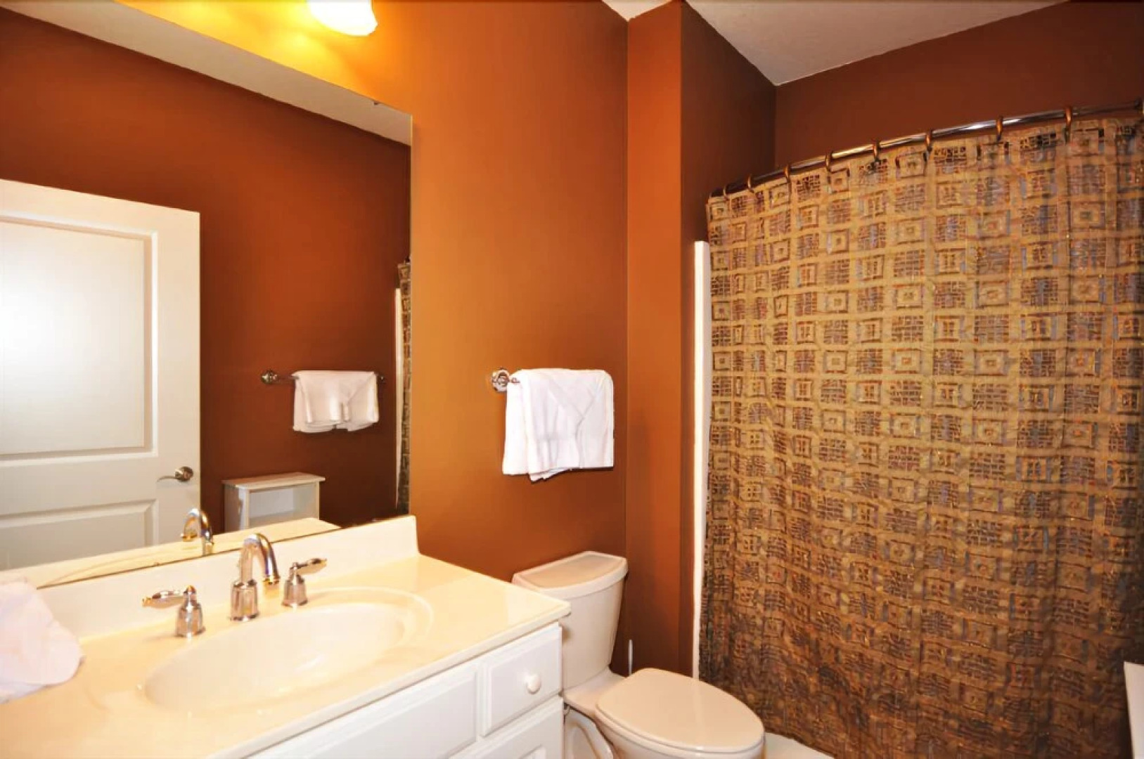 240 06 Woodlands Way 3 Bedrooms 2 Bathrooms Condo