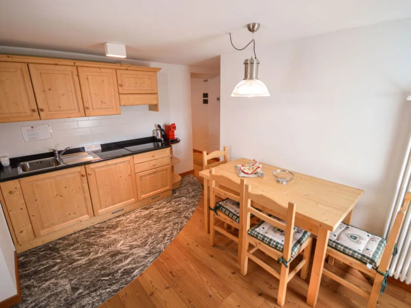 Cjase Fravins (RVO113)