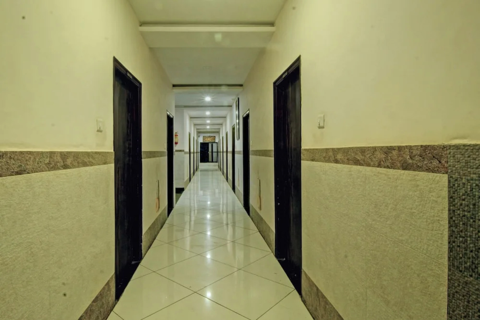 OYO 30475 Sangam Residency