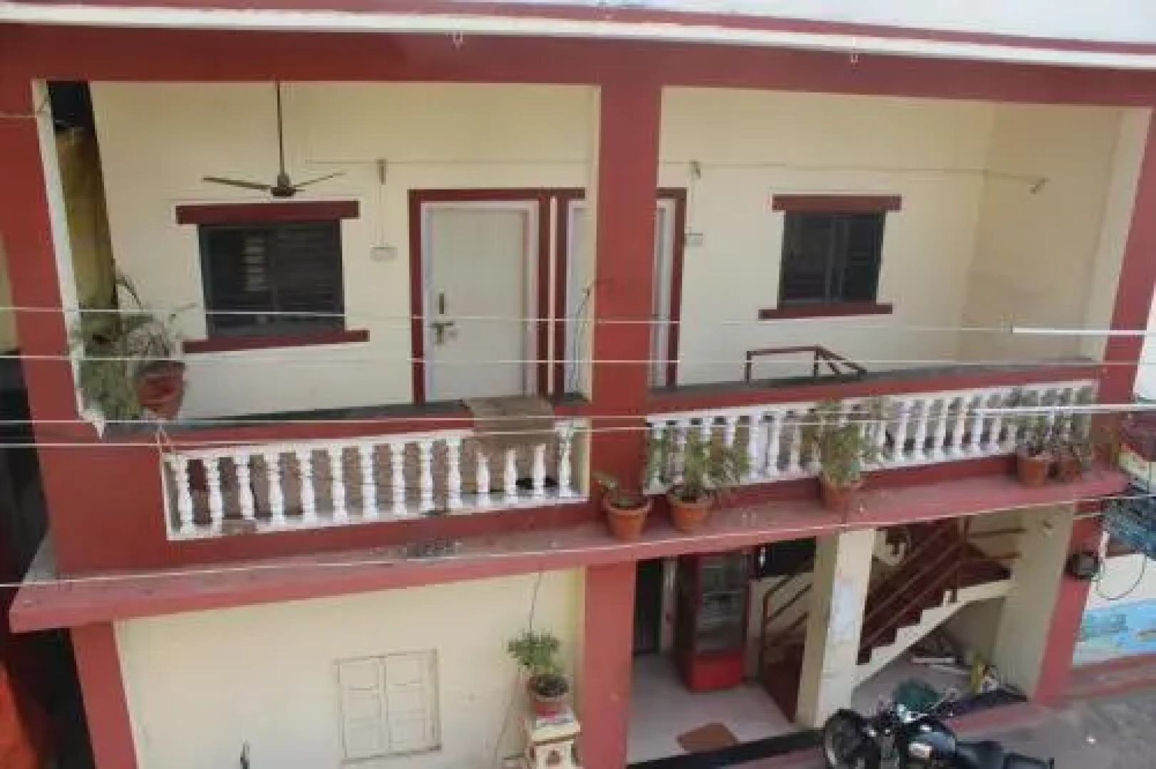 Sujit Guest House