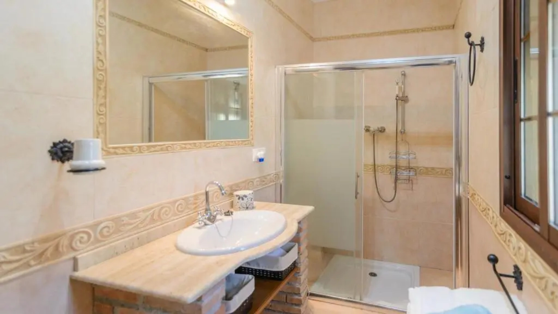 Casa Zuni Loja by Ruralidays