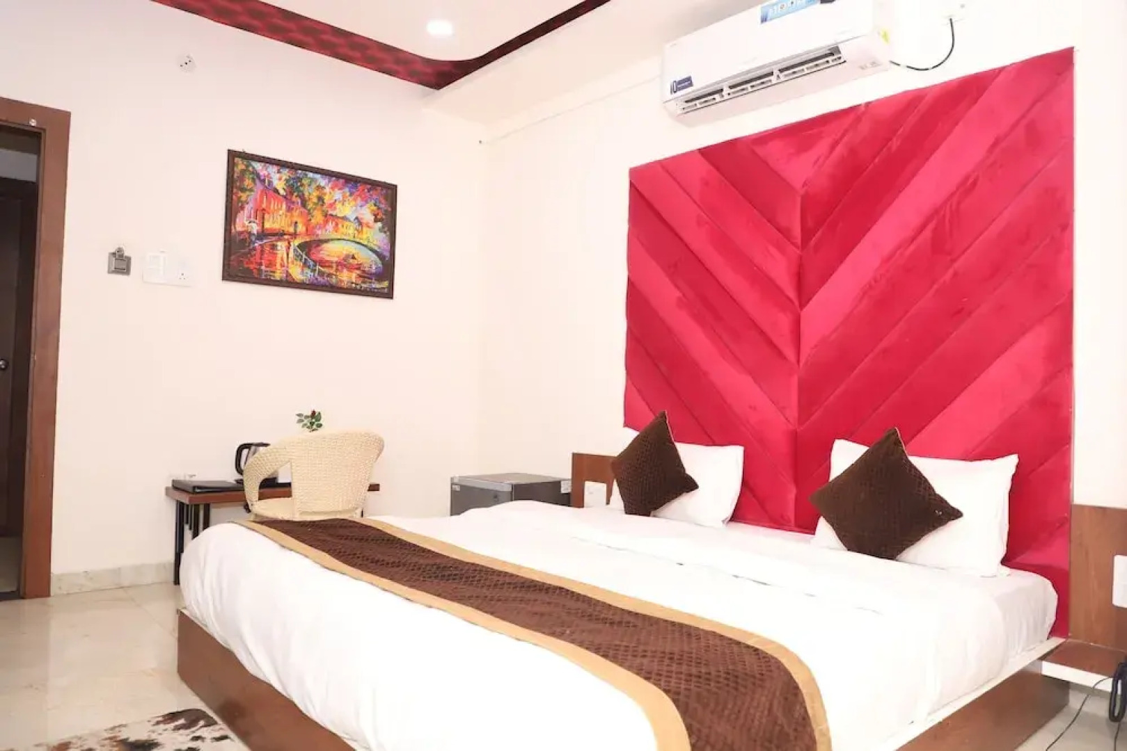 Hotel Vatika Palace Narmadapuram