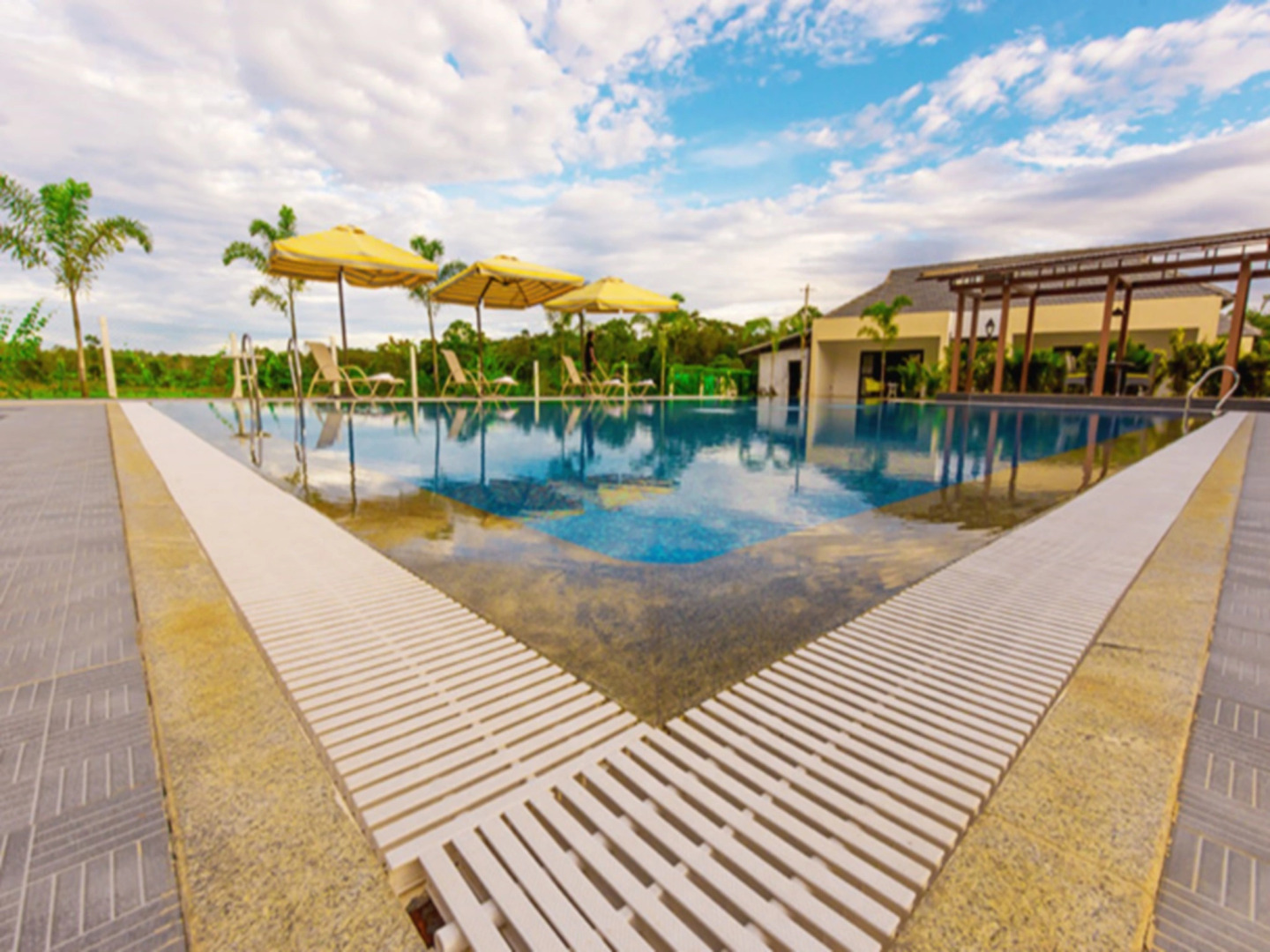 The Yellow Bamboo Resort & SPA