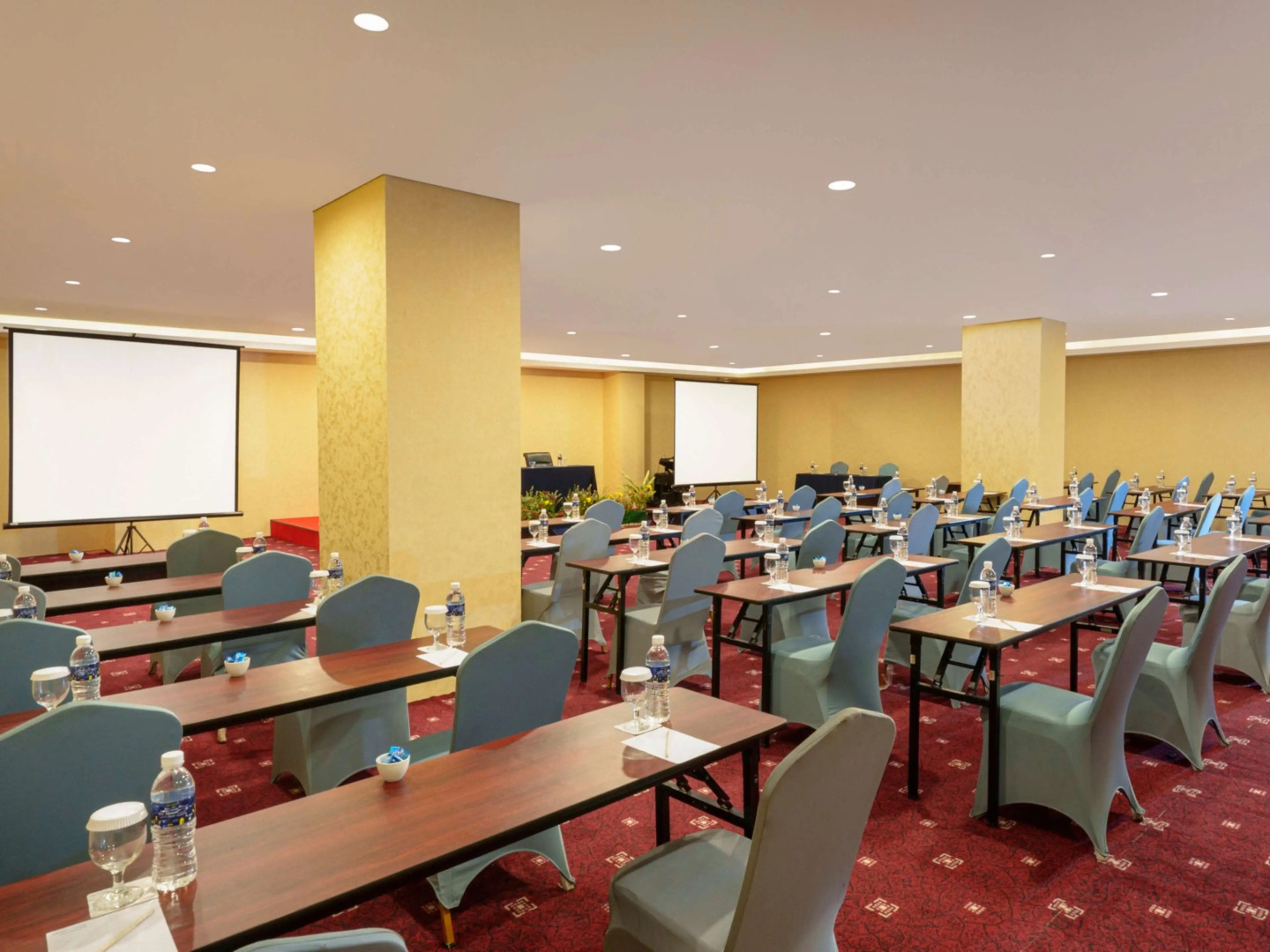 Golden Tulip Springhill Lampung