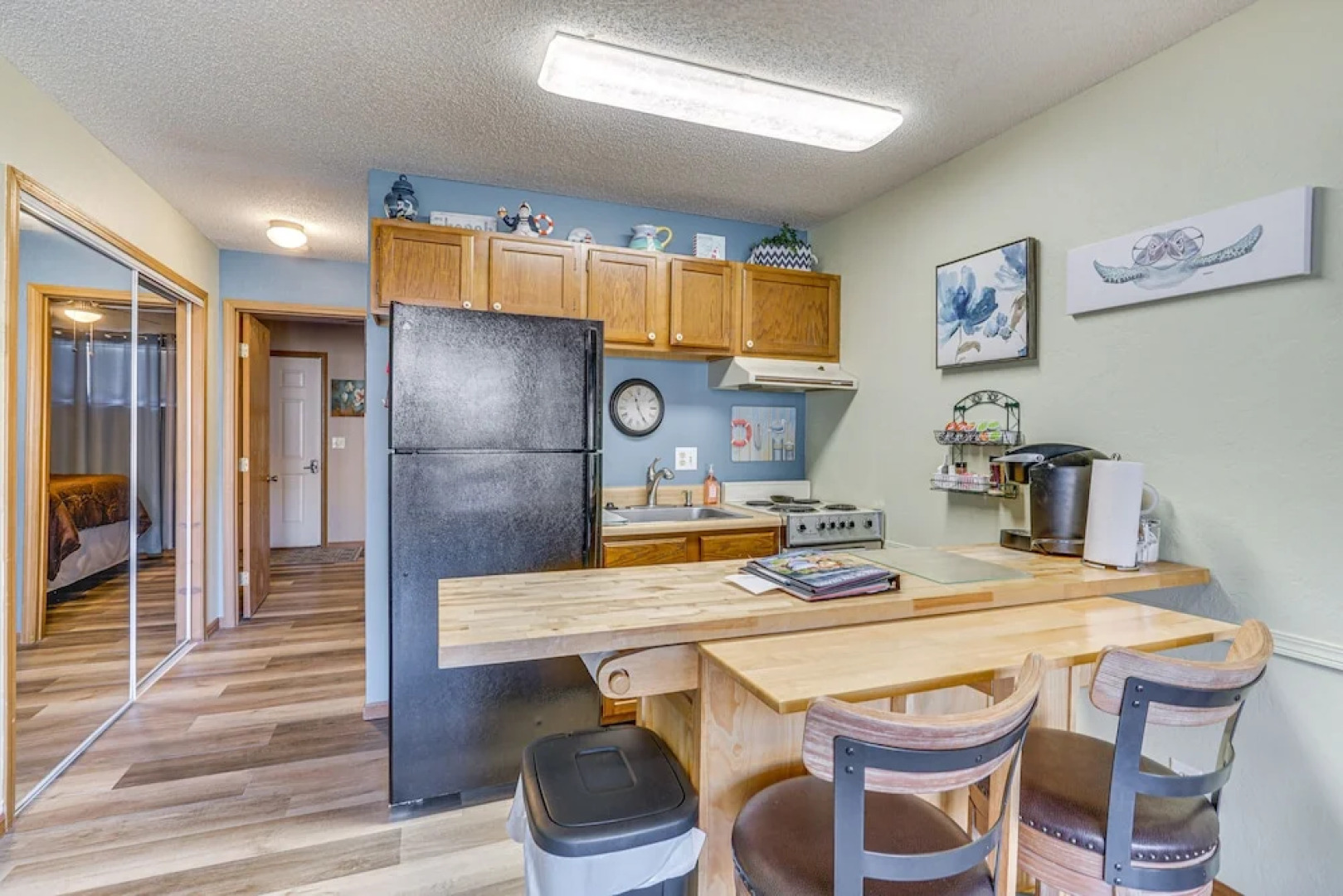 Village of Four Seasons Condo w/ Lake Access