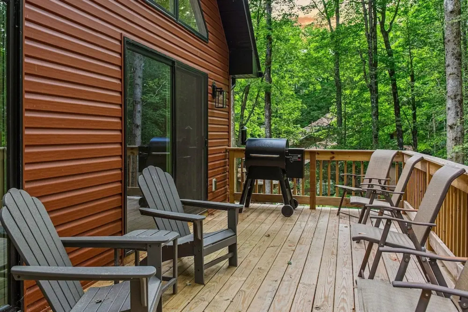 Happy Trails Chalet by Avantstay Sauna Deck Private Community Beach Access