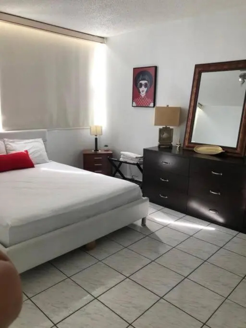 Beach Front Apt at Marbella del Caribe 3