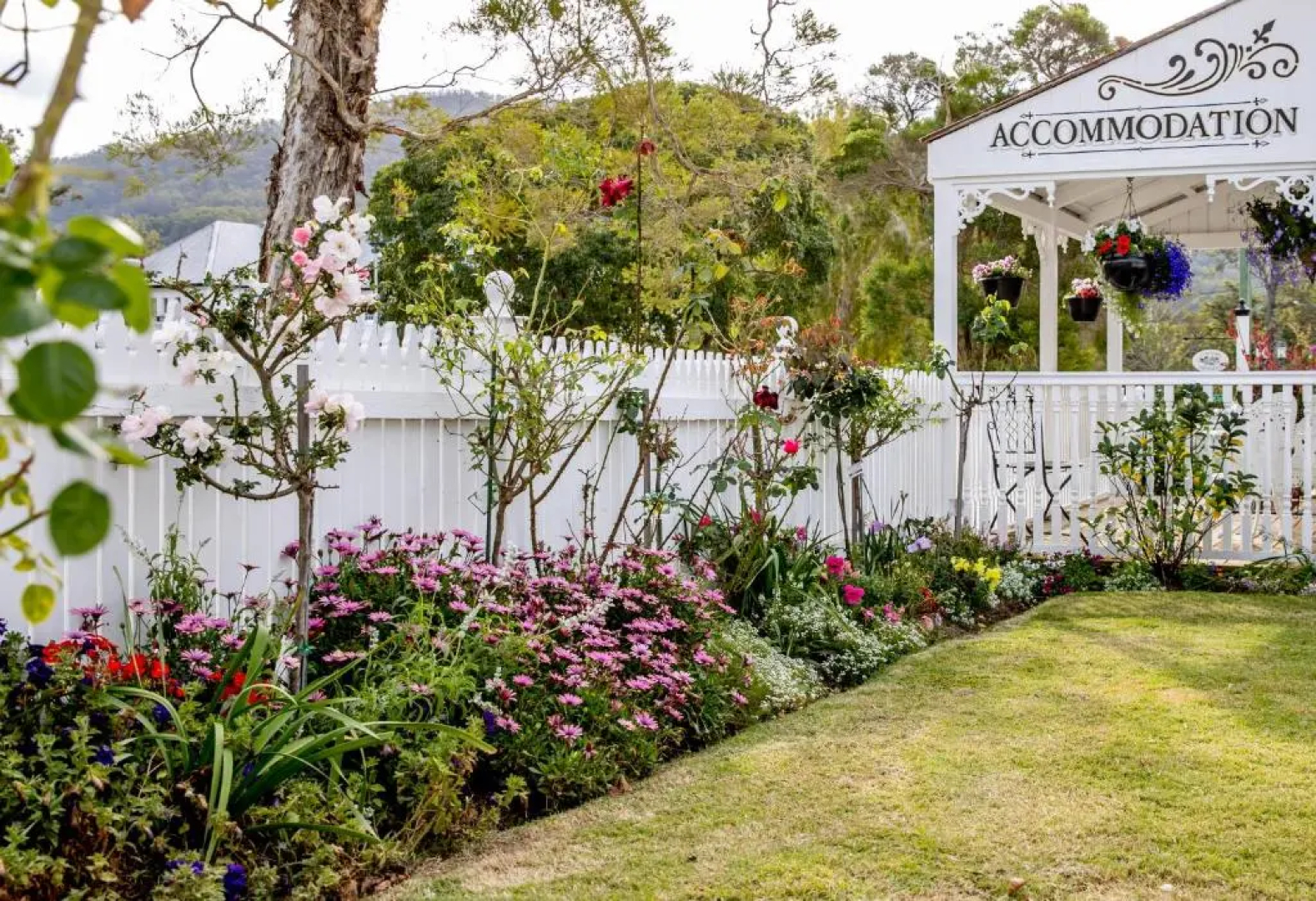 Canungra Cottages - Boutique Bed and Breakfast