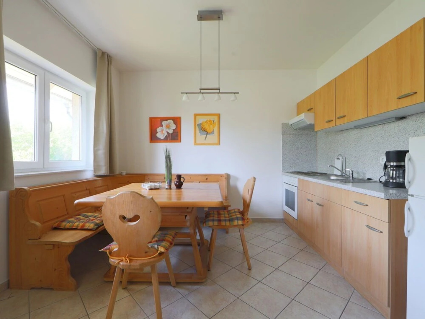 Amarillo 2 Balatonm Riaf rd