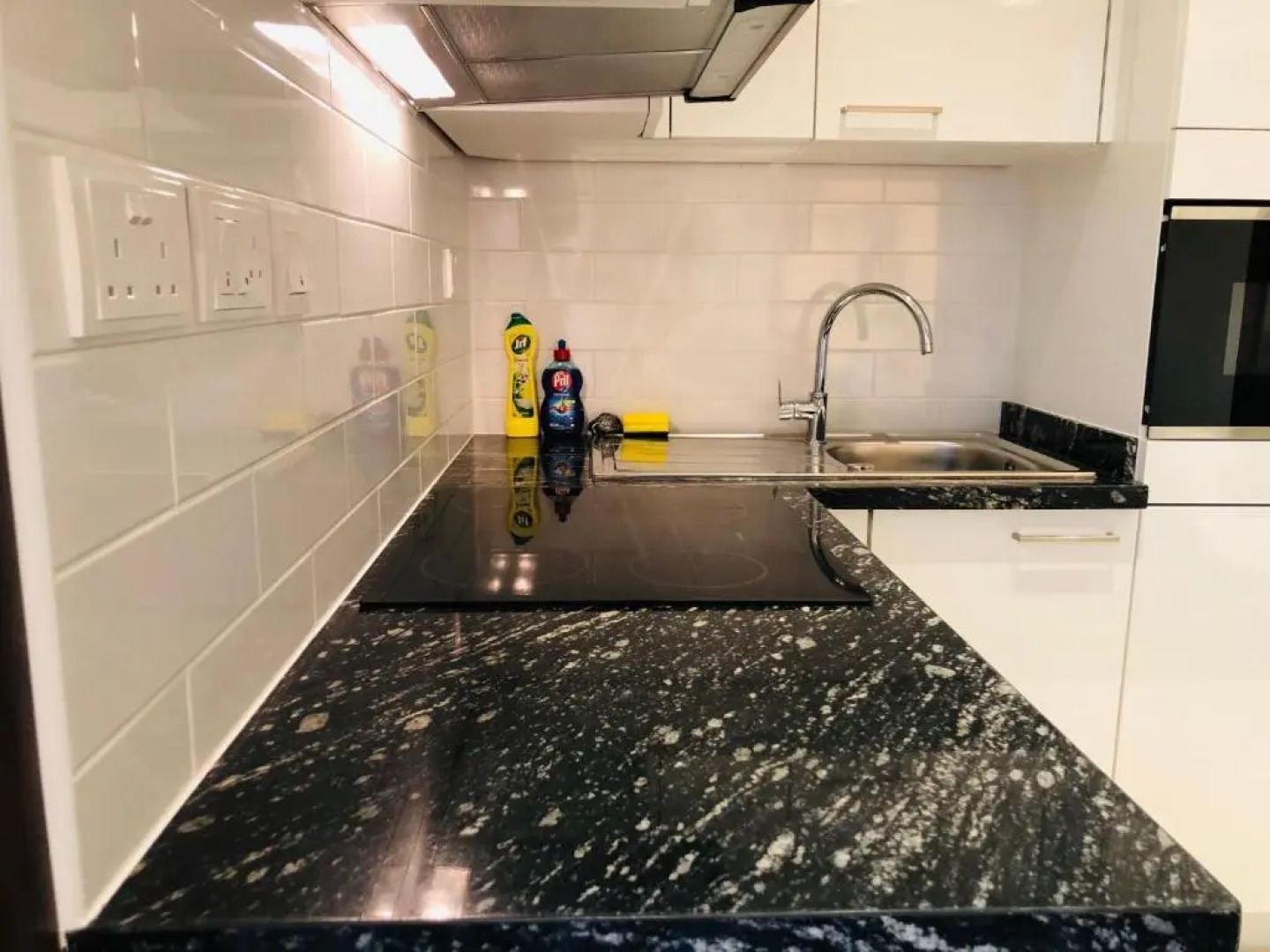 NEW 1-Bedroom in Forest Island + Oceanside View