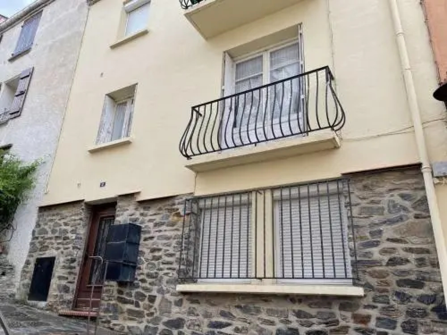 Rental Apartment Au 3ème et Dernier Etage