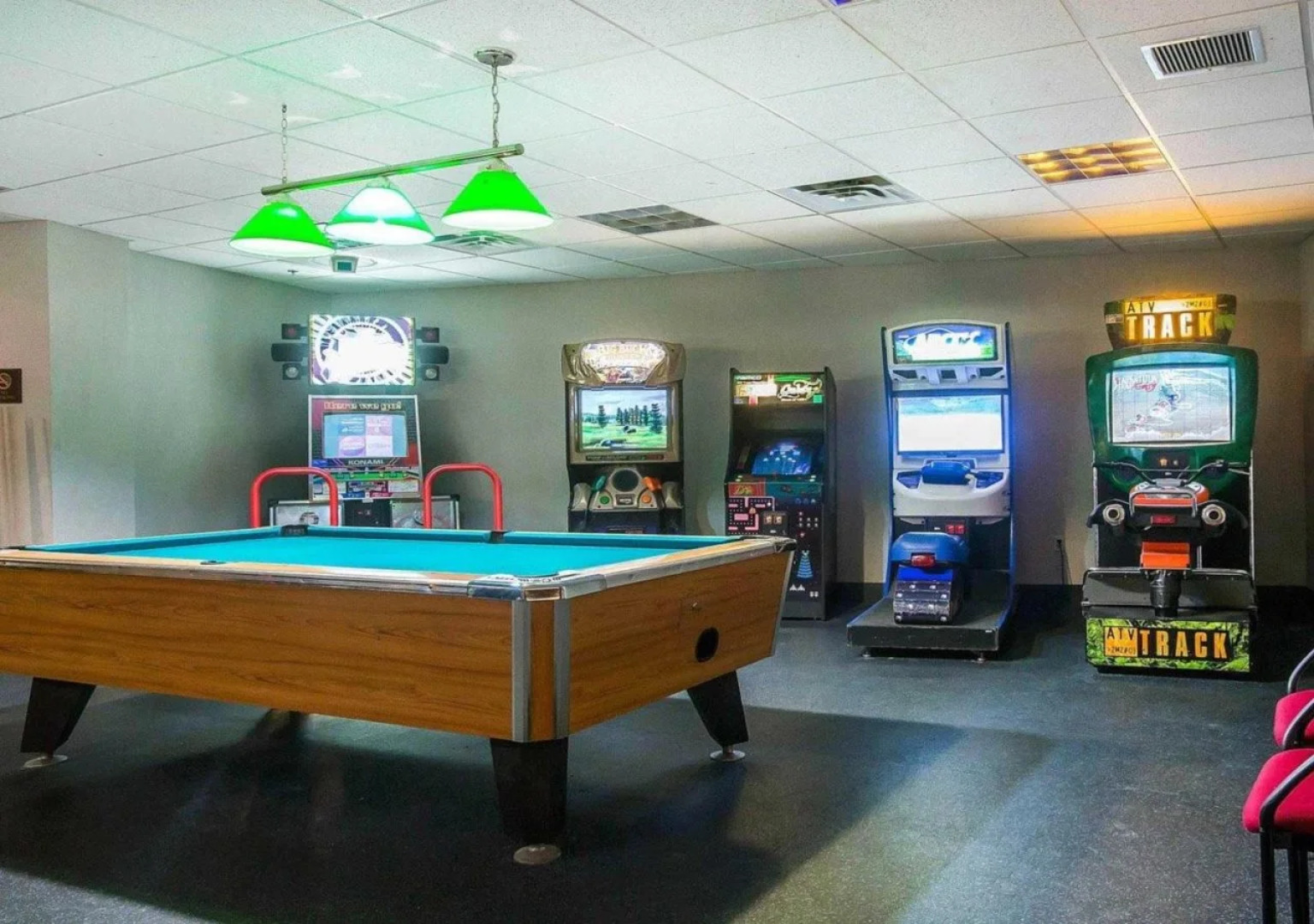 Comfort Inn & Suites Near Burke Mountain