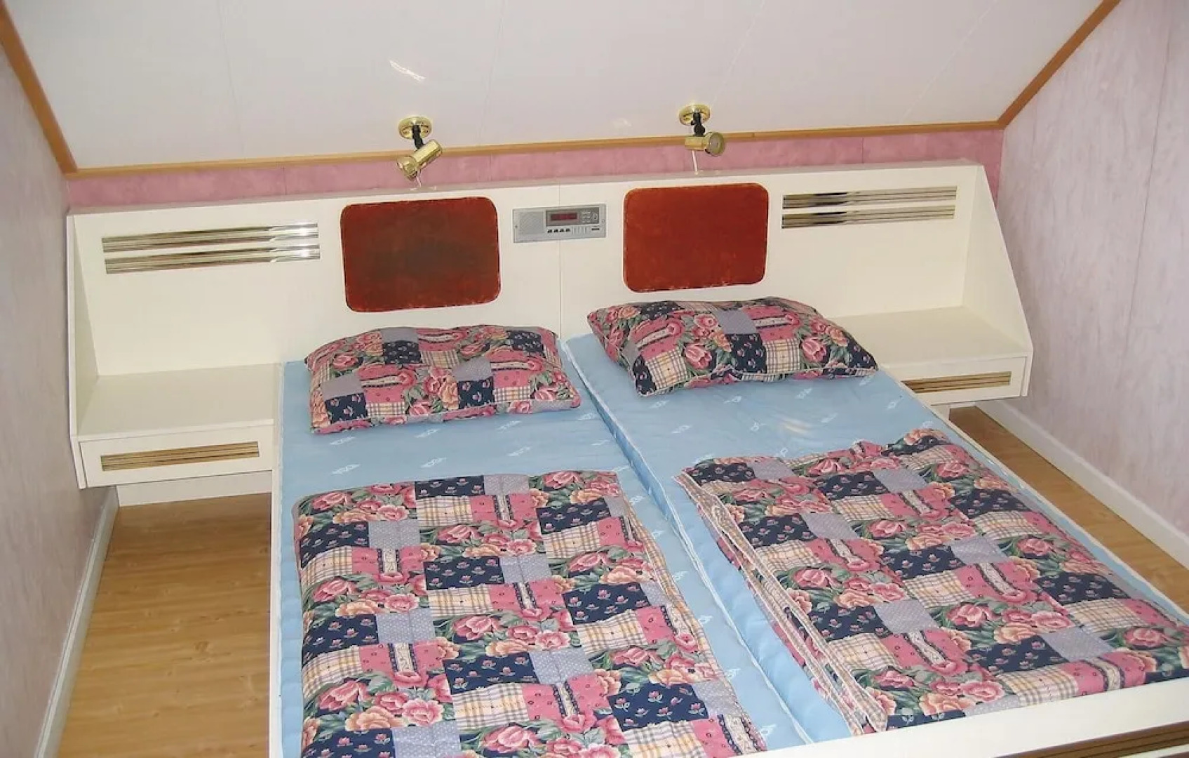 Nice Home in Sirevåg With 5 Bedrooms and Wifi