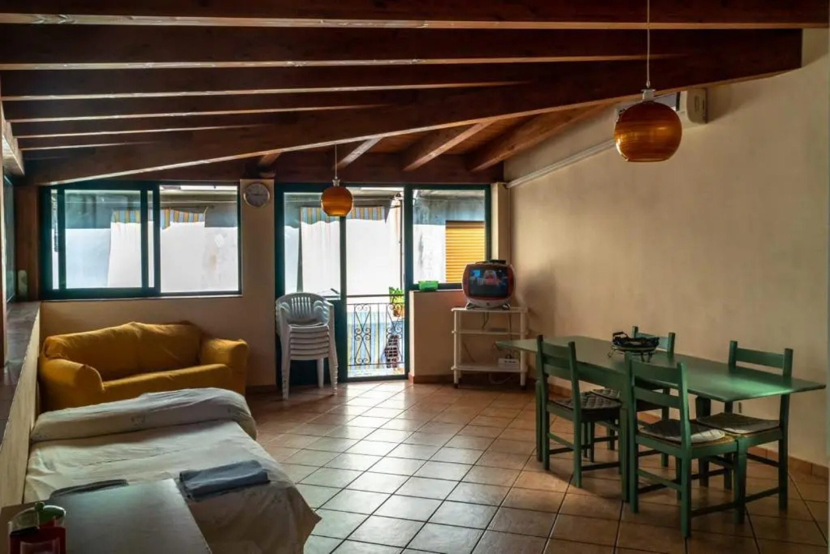 Casa singola su 2 piani Brolo