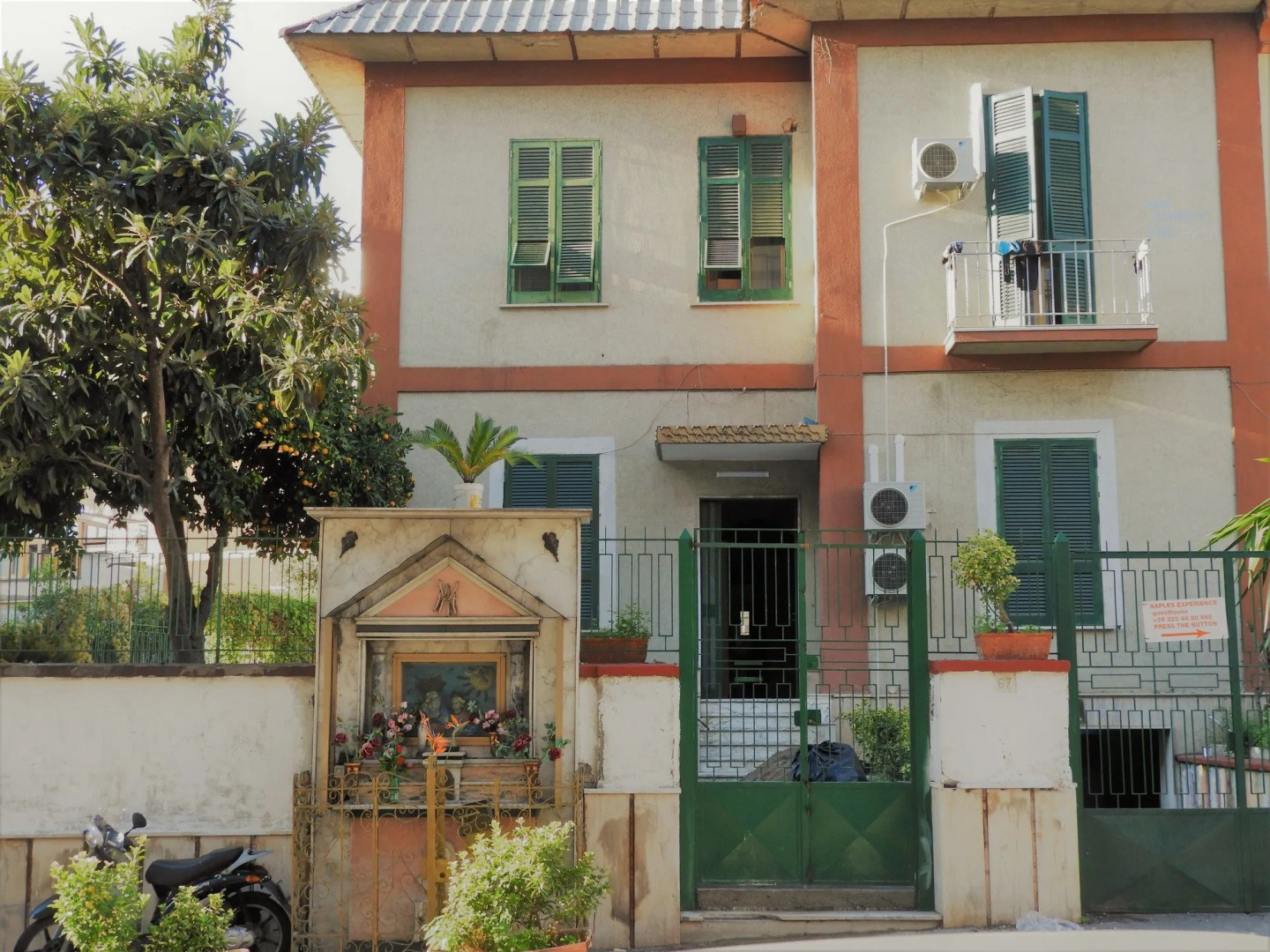 Naples Experience hostel