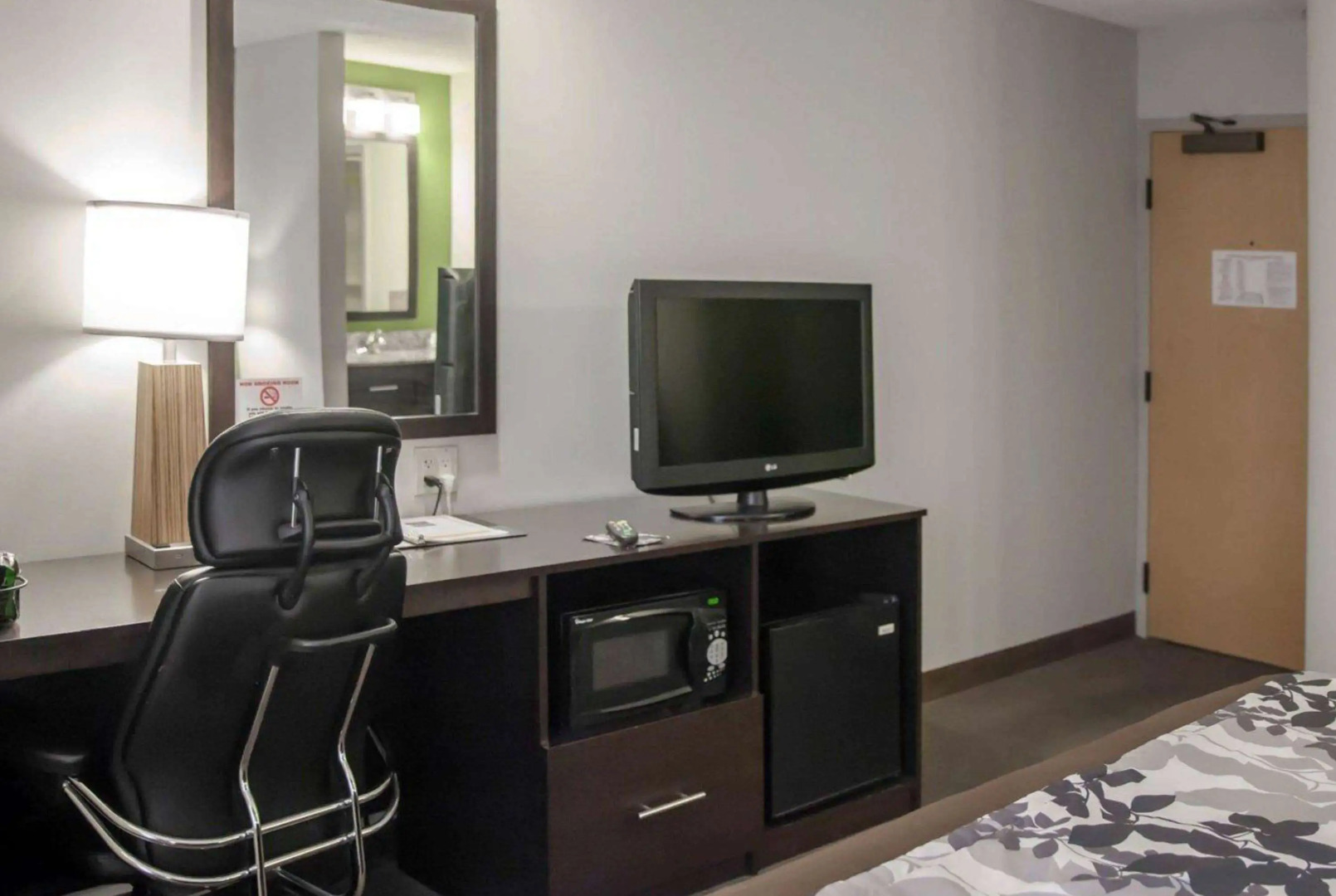 Wingate by Wyndham Bel Air I-95 Exit 77A / APG Area