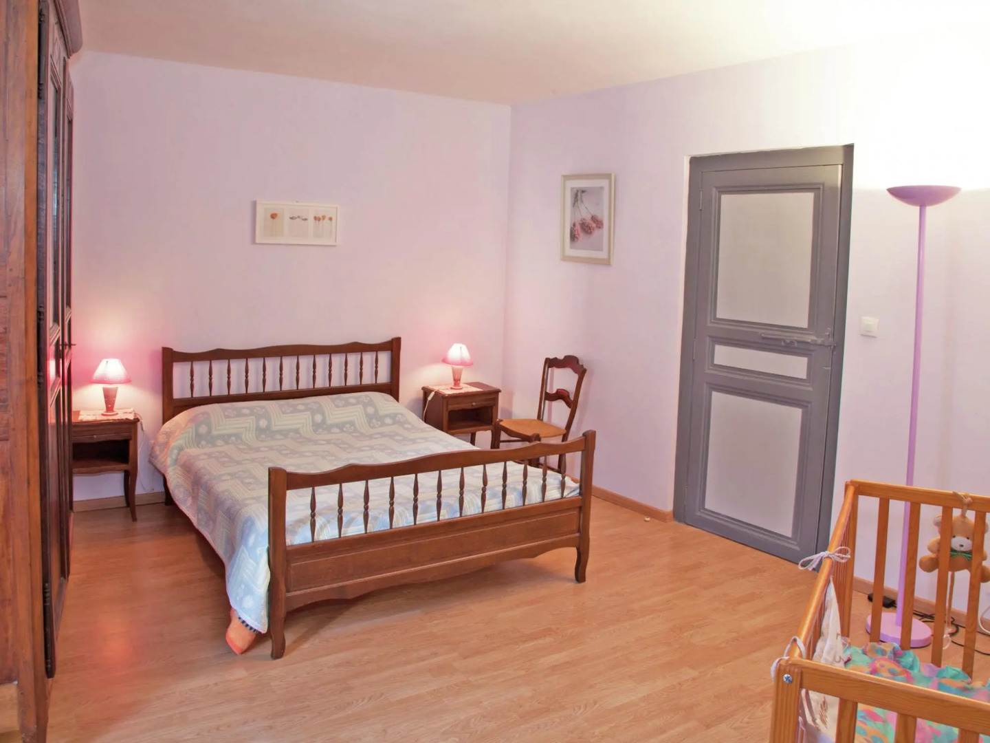 Alluring holiday home in Cazouls D'hérault with pool