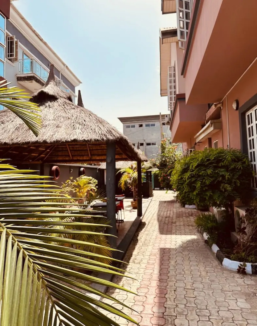 Bates Garden Guest House