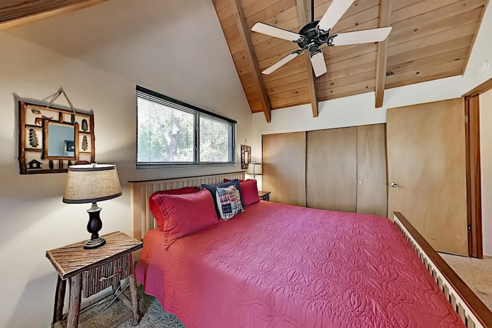 Serene : Forest Views & Wraparound Deck! 3 Bedroom Home