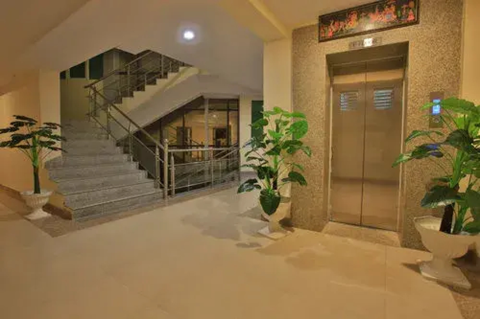 Hotel Paras Inn by Treebo Hotels