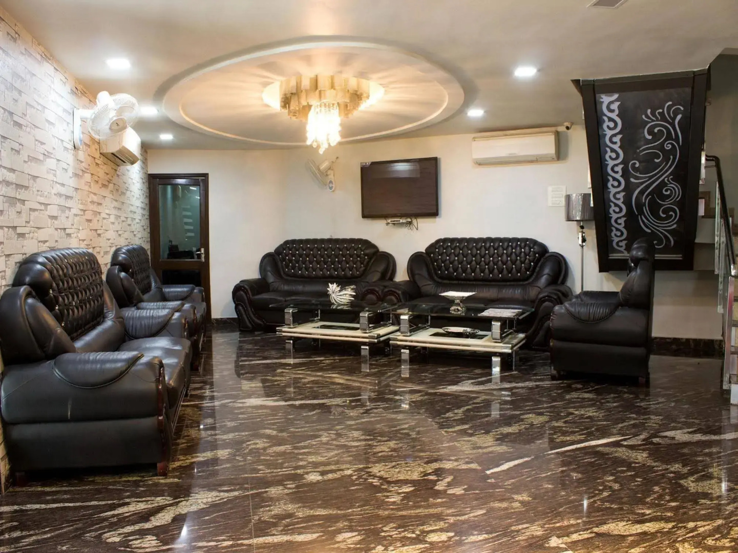 Treebo Trend Orient Grand