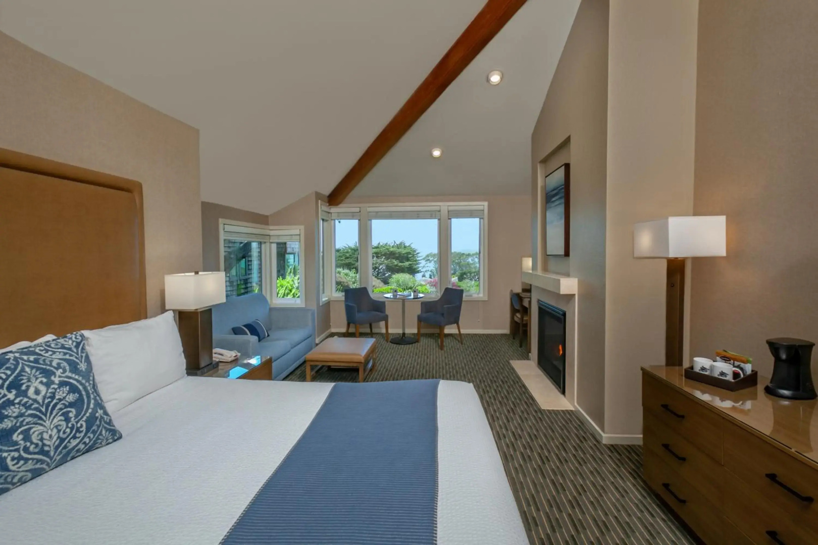 The Inn at the Tides