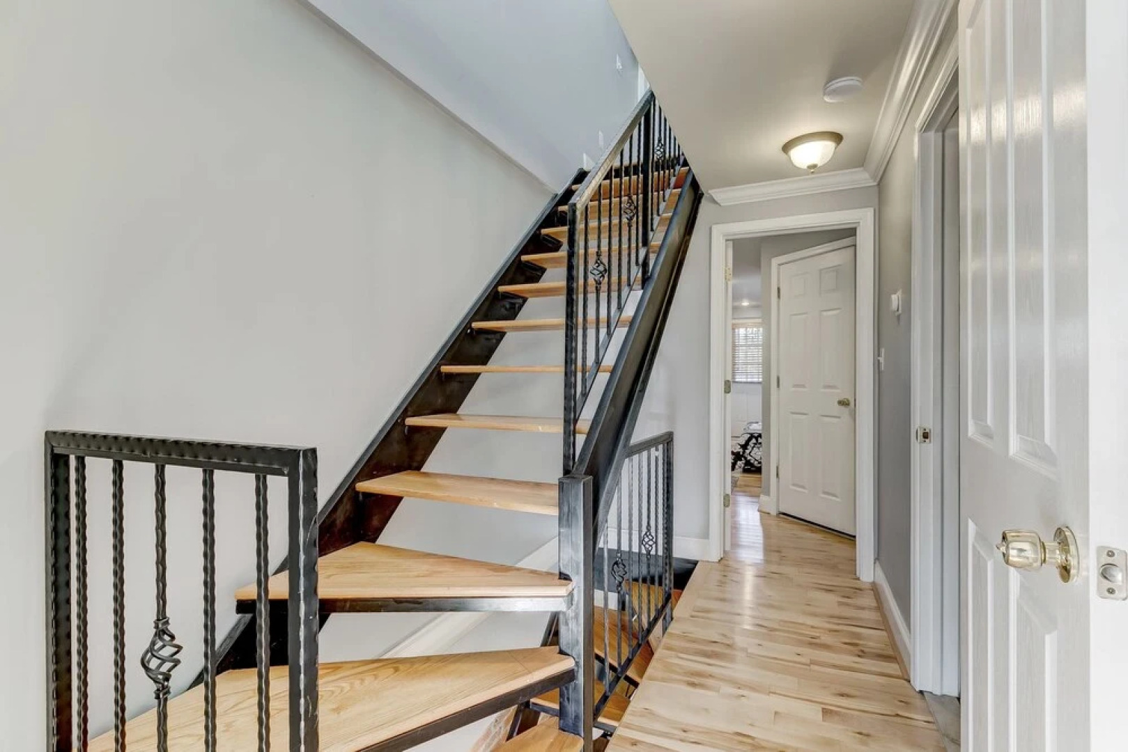 Upscale Home W/rooftopdeck&parking Near Stadiums