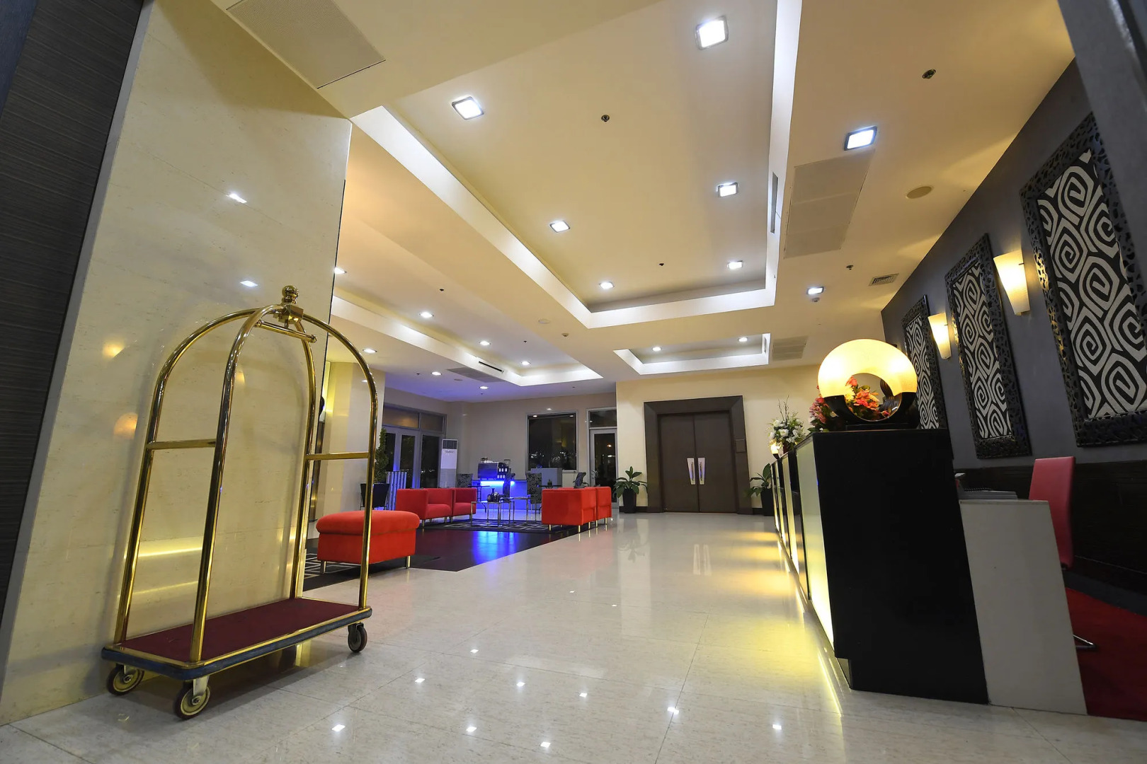 Paseo Premiere Hotel