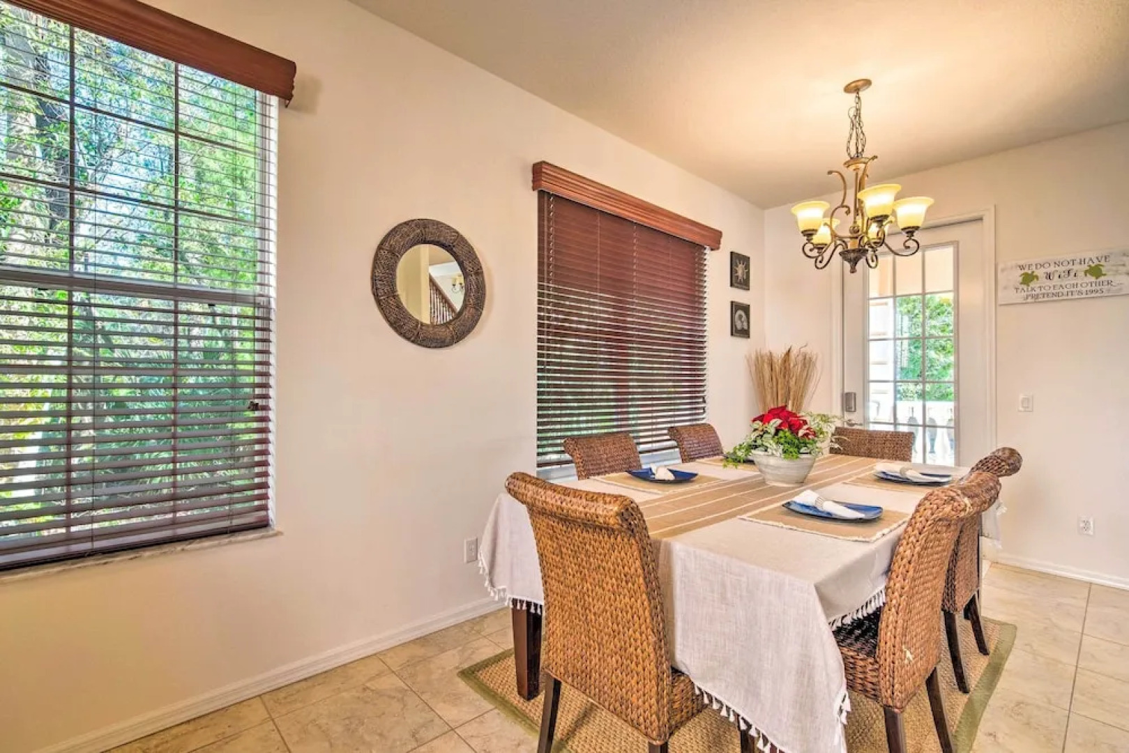 Pet-friendly Homosassa Condo: Walk to River!