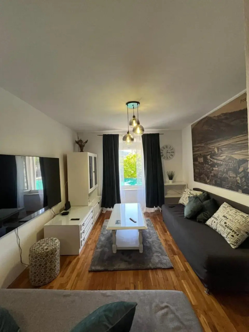 Apartment Main Street