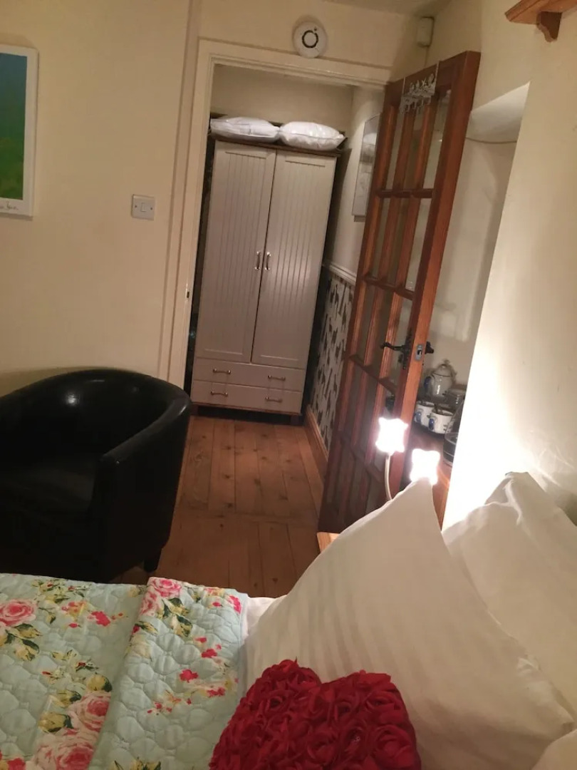 The Snug at Corry Cottage