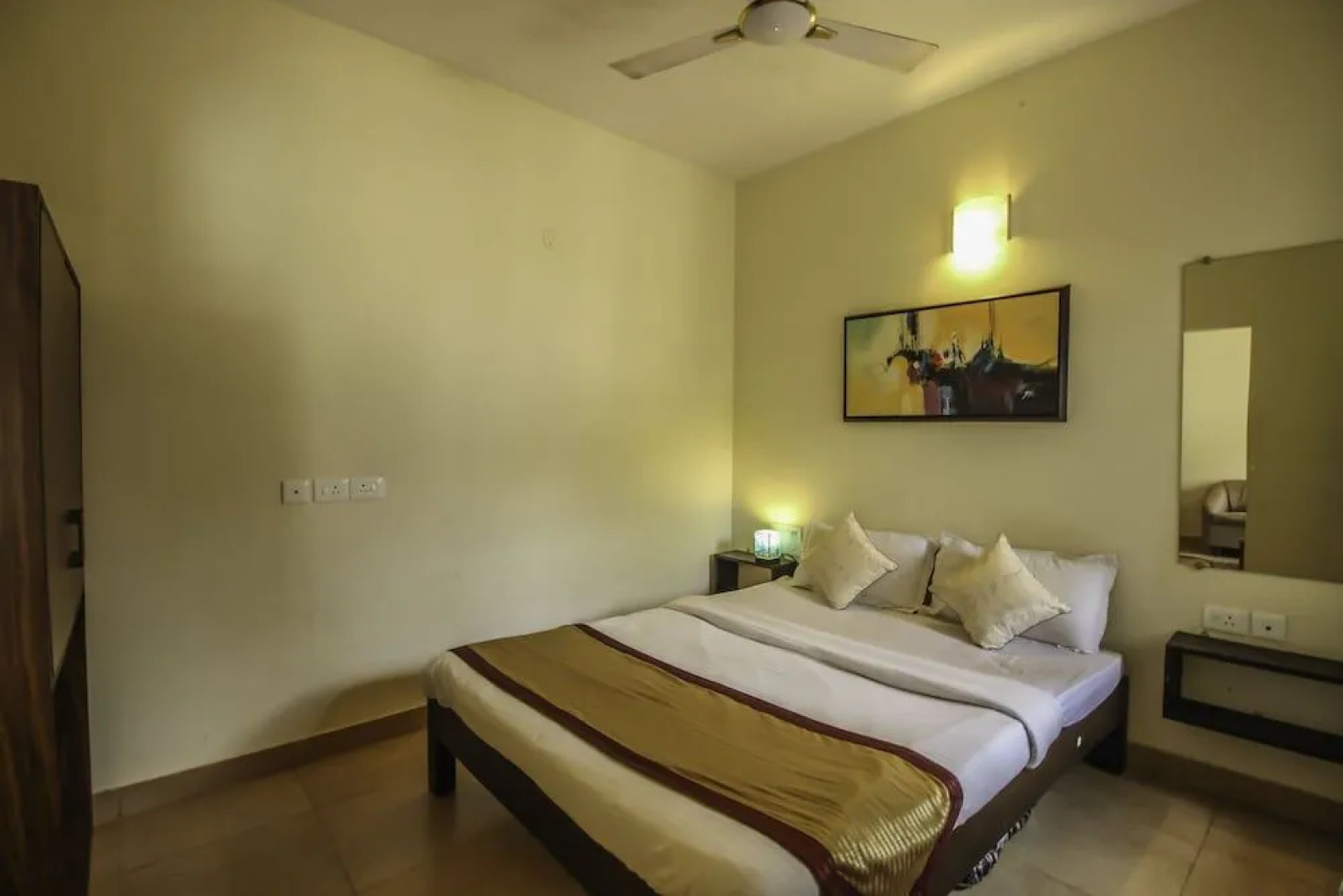 OYO 11729 Home Modern Studio Arpora