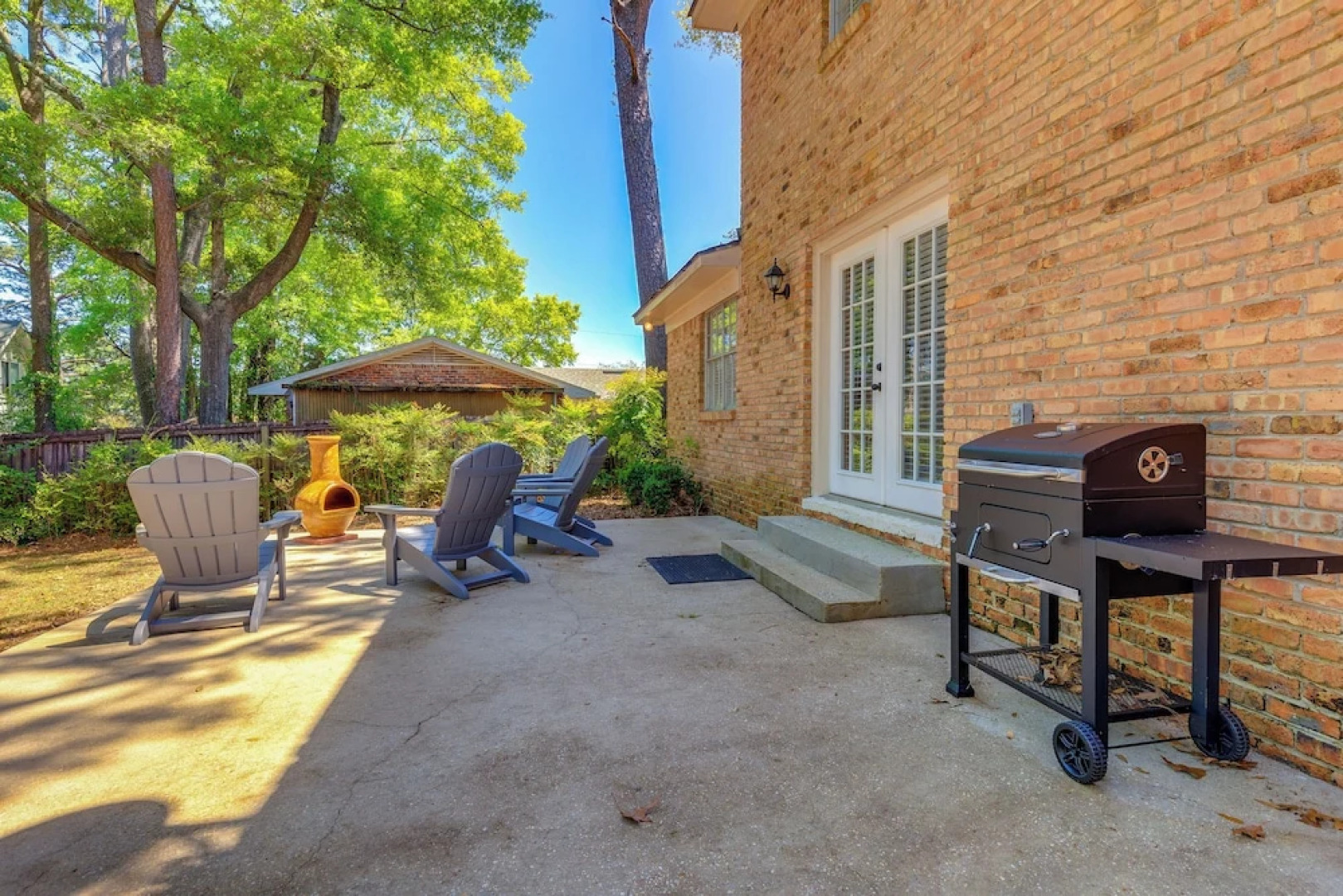 Family-friendly Home: 6 Mi to Downtown Mobile!