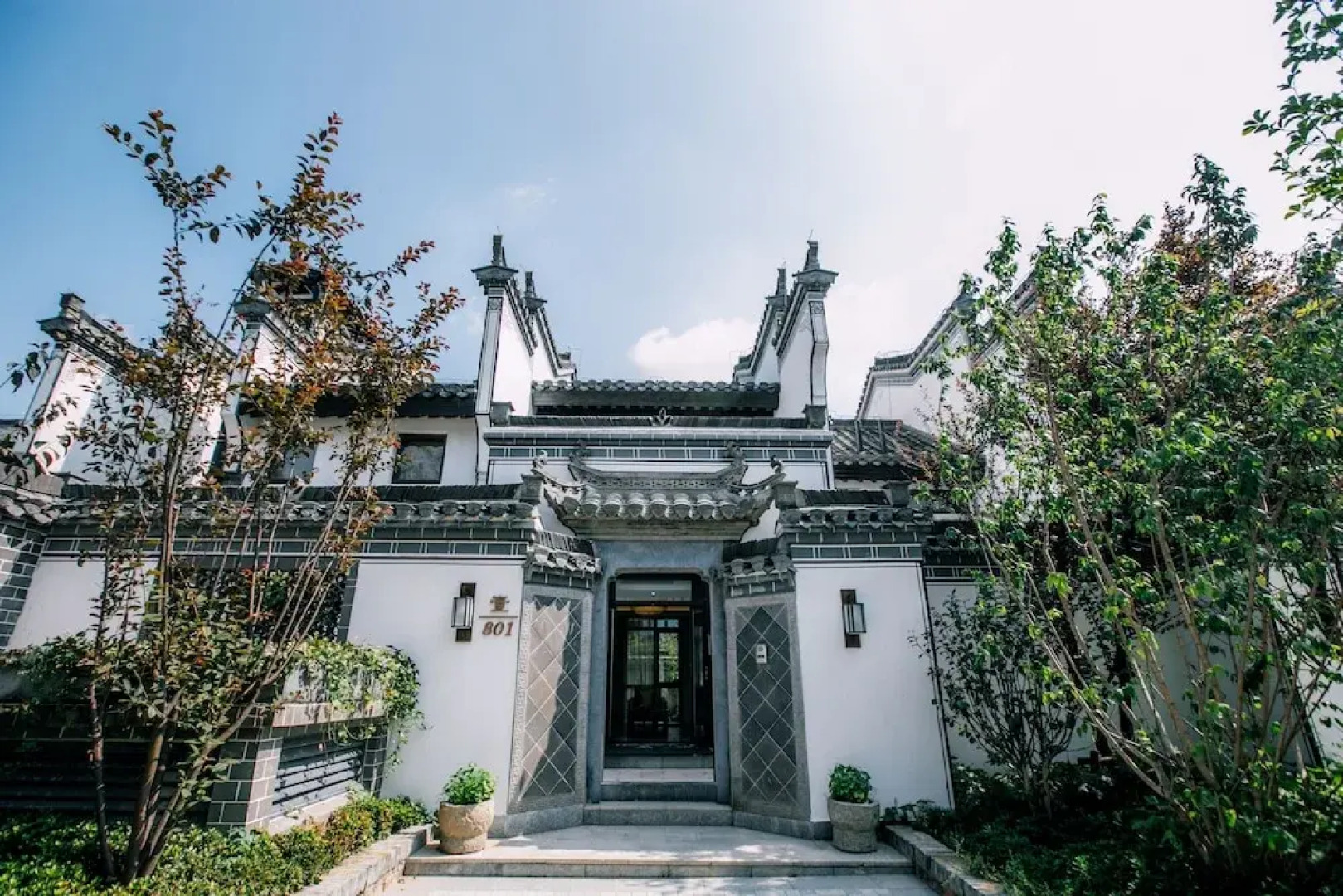 Xinhualian Lv Xin Gu Hotel