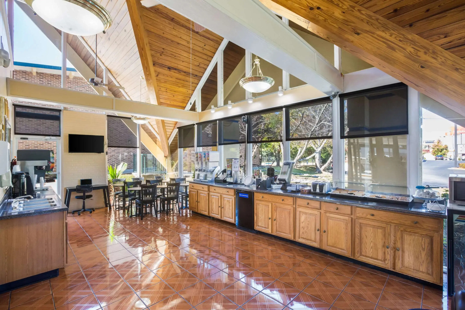 Super 8 by Wyndham Macon GA