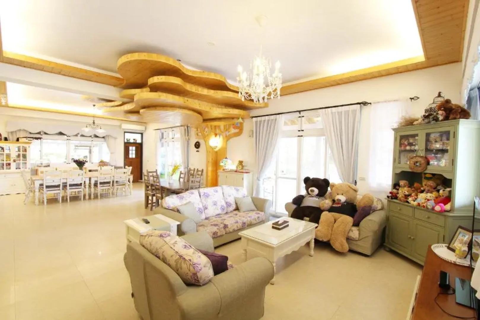 Bear Meets Moose B&B