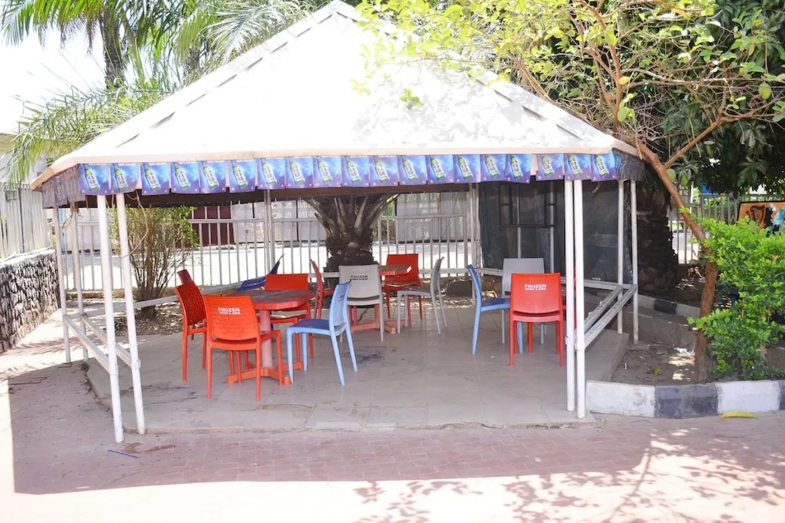 Kenfeli International Palmbeach Hotel