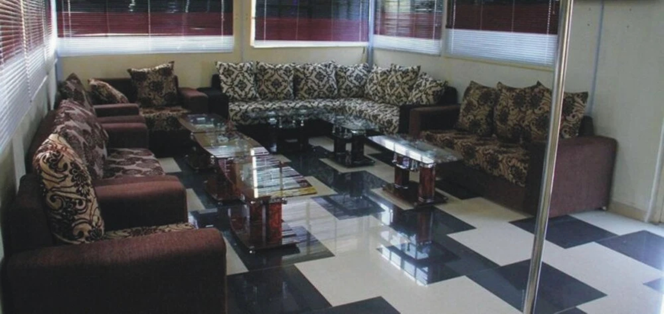 Brilliant Hotel and Suites