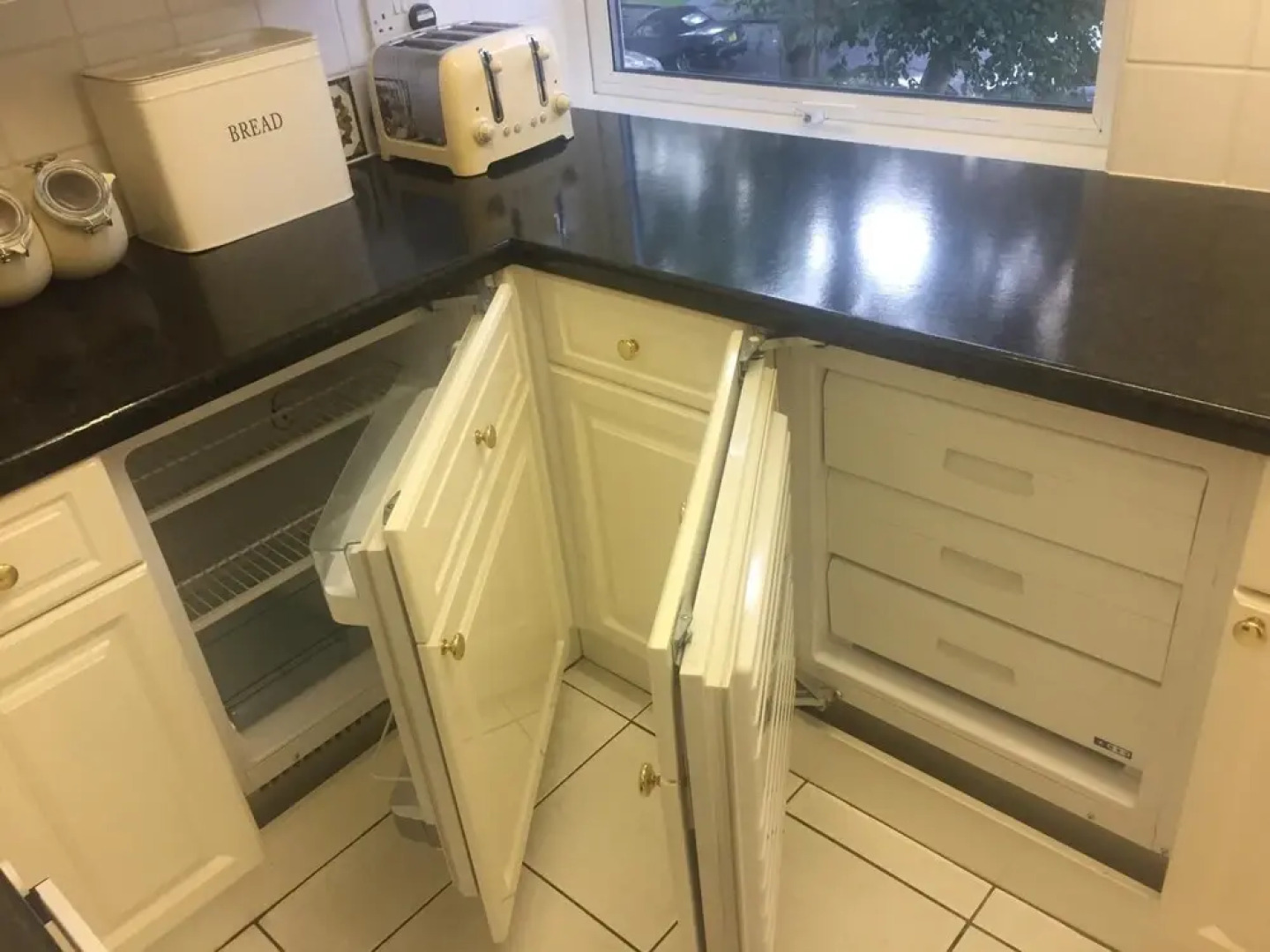 NEW Cosy 1BD Flat in the Heart of Llandough -wales